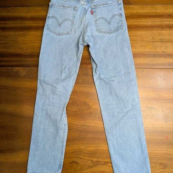 Womens 24 Blue Levi’s Premium Denim Wedgie Straight Jeans Button Fly Distressed - Picture 2 of 10